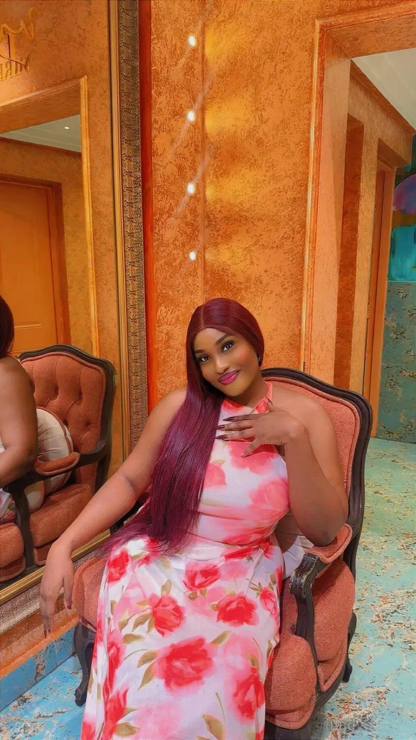 Zara (29) – Call Girl & Independent Escort Service in Abuja - Gallery Photo 4