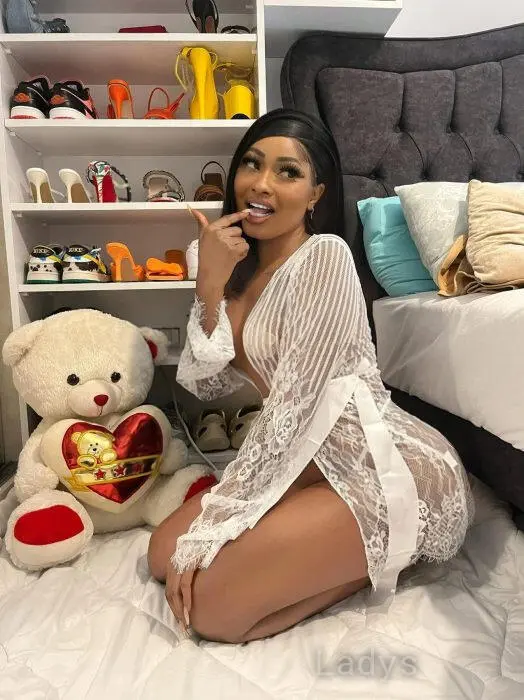 Diana (25) – Call Girl & Independent Escort Service in Abuja - Gallery Photo 4