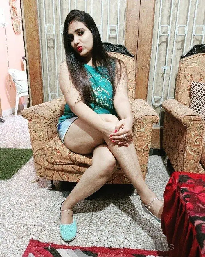Priyanka (20) – Call Girl & Independent Escort Service in Agartala - Gallery Photo 6