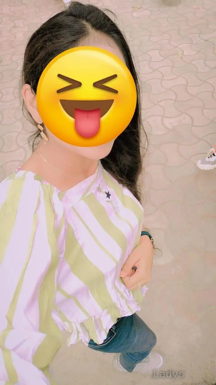 Manisha (24) – Call Girl & Independent Escort Service in Agra - Gallery Photo 2
