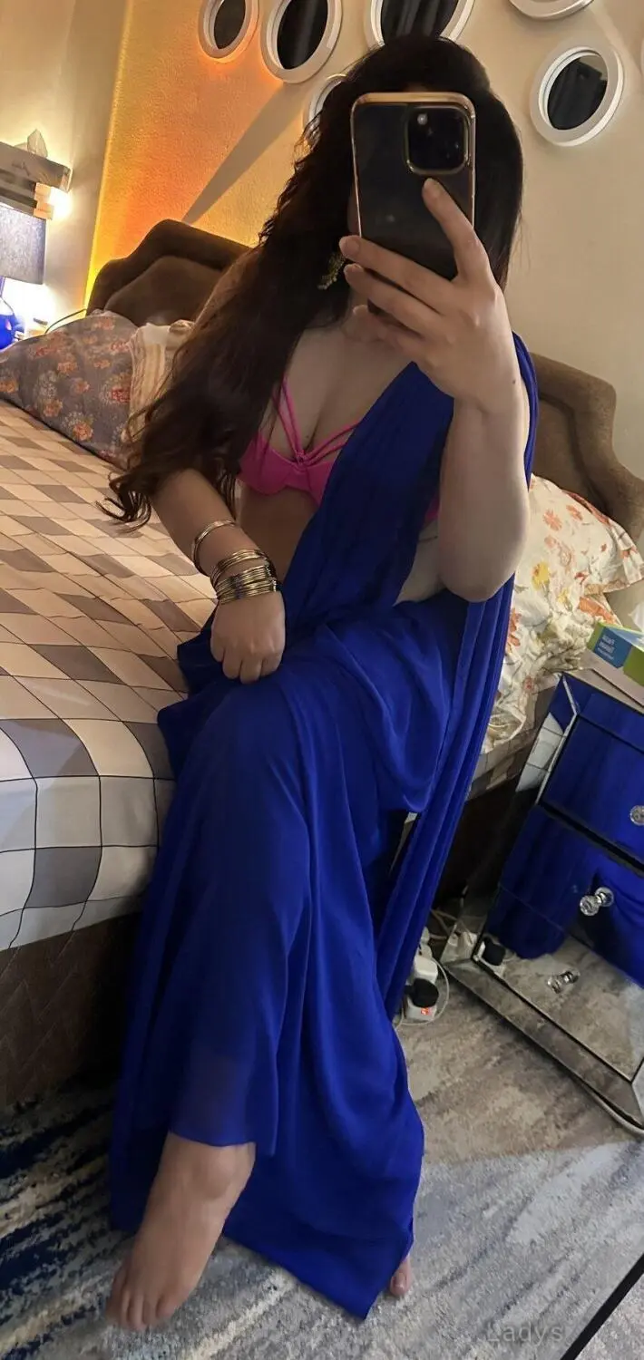 Lara (25) – Call Girl & Independent Escort Service in Ajman - Gallery Photo 3