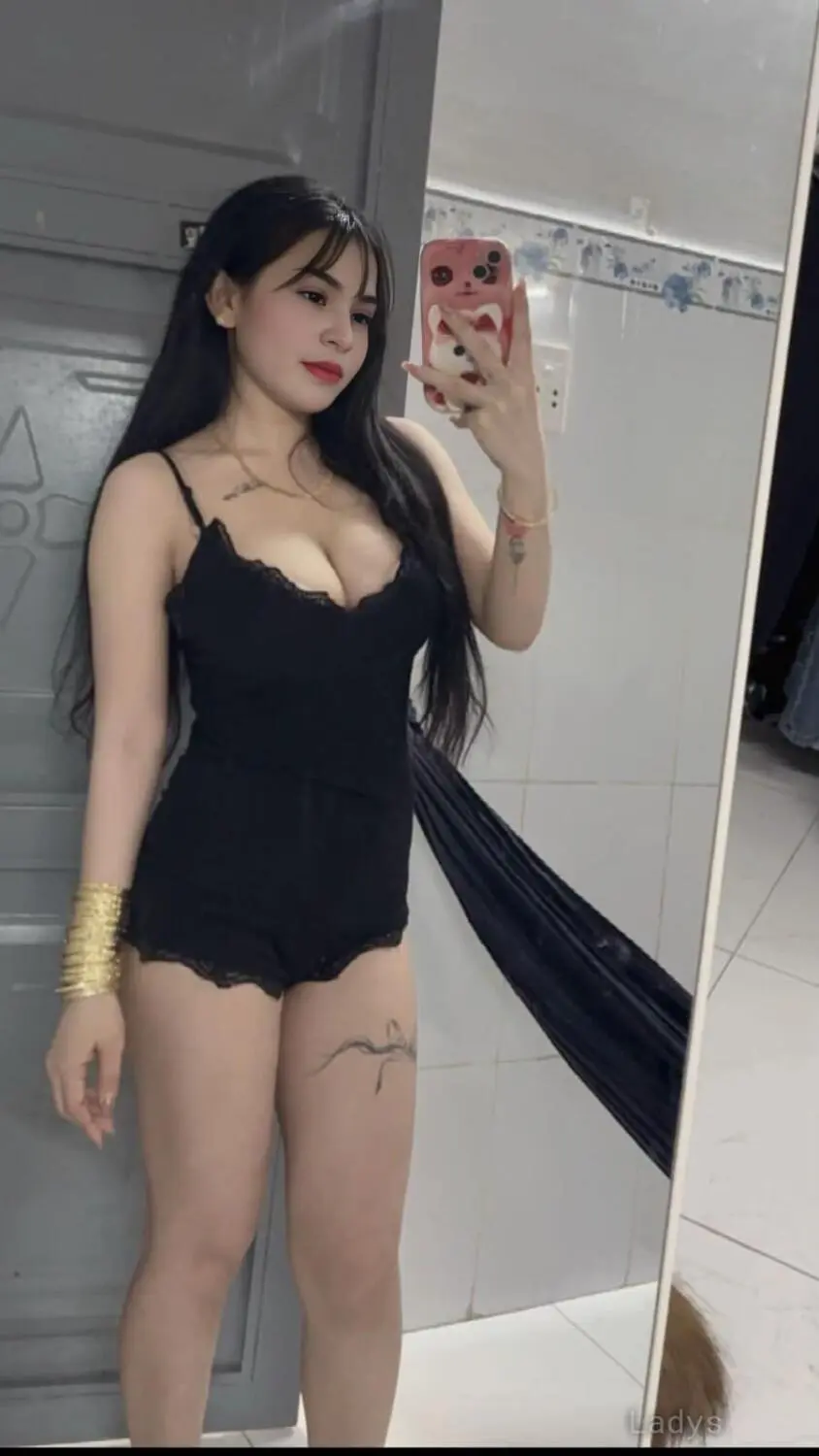 Laread (24) – Call Girl & Independent Escort Service in Ajman - Gallery Photo 5