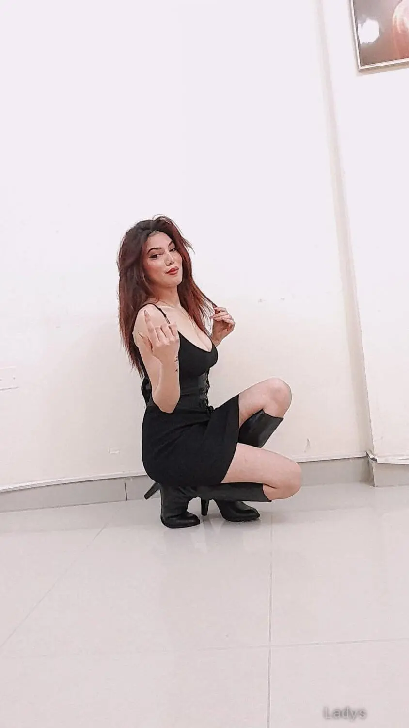 Uyen (27) – Call Girl & Independent Escort Service in Ajman - Gallery Photo 2