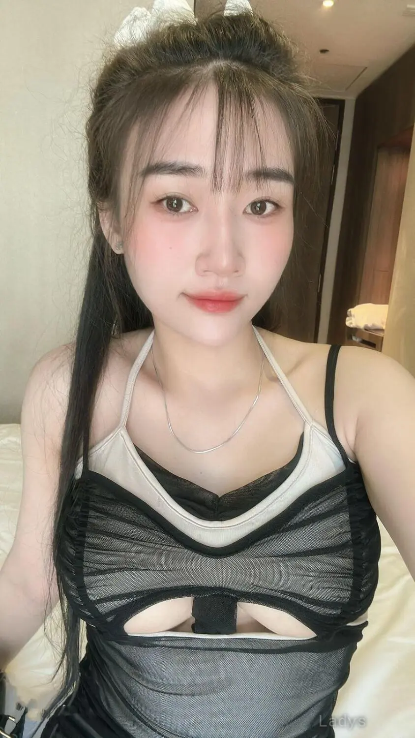 Hakila (24) – Call Girl & Independent Escort Service in Ajman - Gallery Photo 6