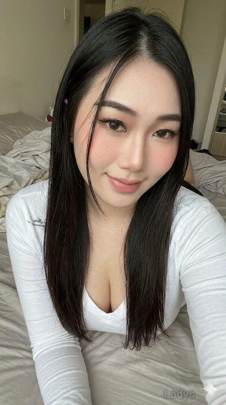 Rinya (20) – Call Girl & Independent Escort Service in Ajman - Gallery Photo 2