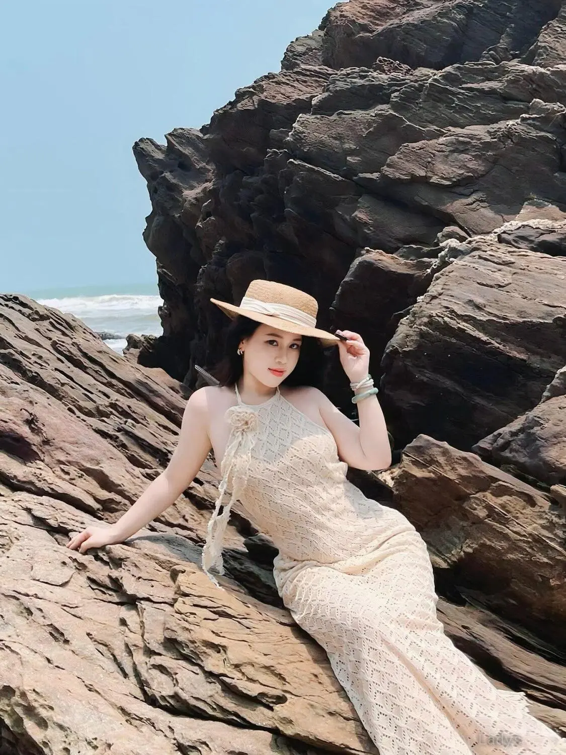 Fay (23) – Call Girl & Independent Escort Service in Ajman - Gallery Photo 6