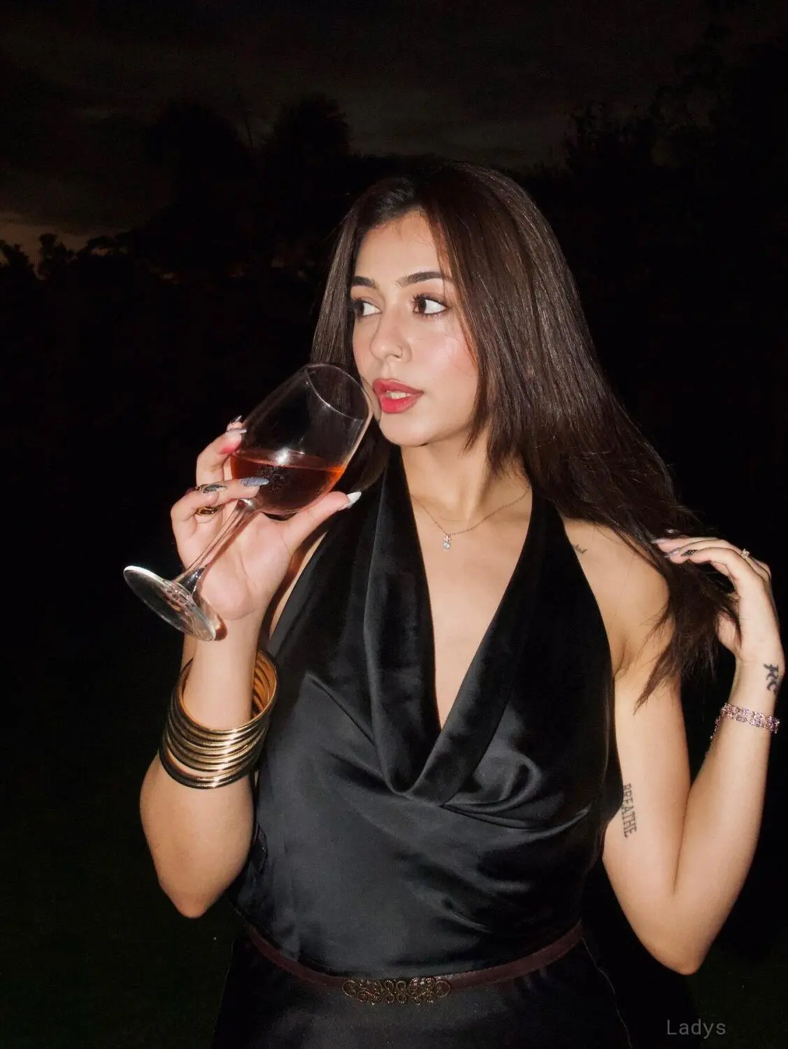 Taniya (23) – Call Girl & Independent Escort Service in Ajman - Gallery Photo 4