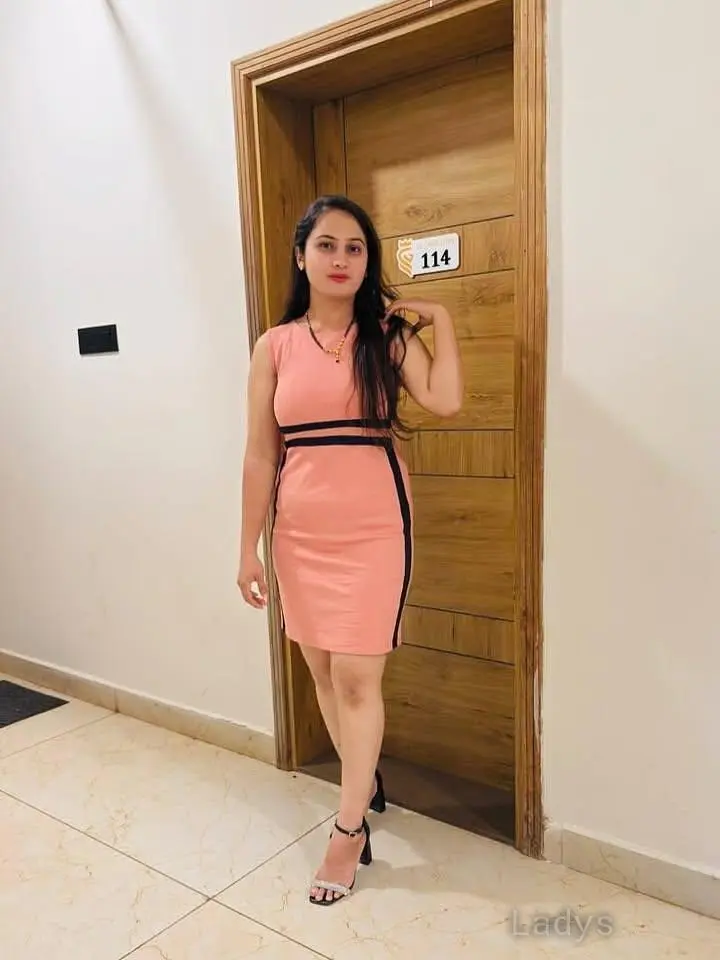 Aditi (22) – Call Girl & Independent Escort Service in Ajmer - Gallery Photo 3