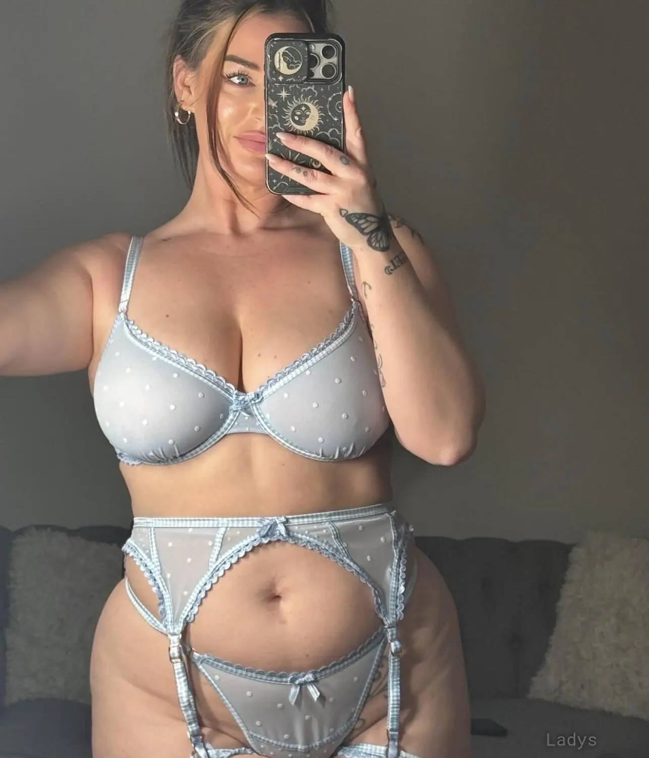 Loveth (26) – Call Girl & Independent Escort Service in Akron - Gallery Photo 5