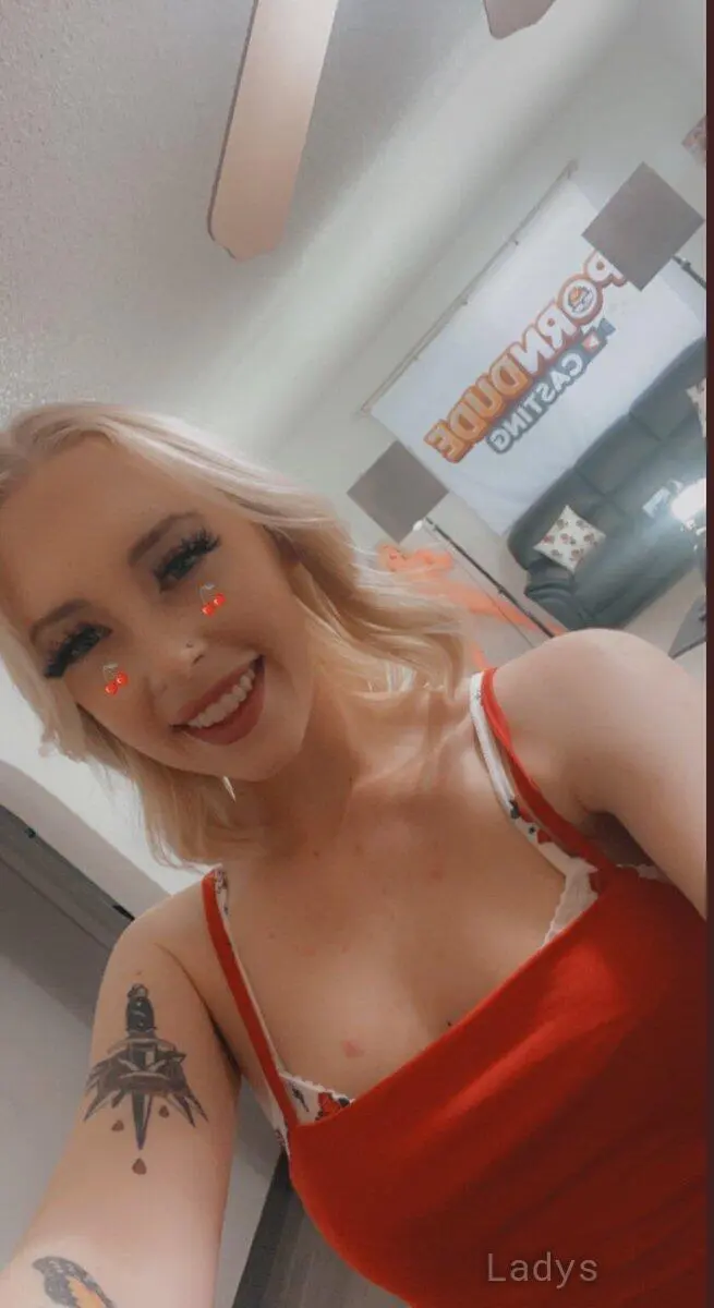 Marilyn (28) – Call Girl & Independent Escort Service in Akron - Gallery Photo 3