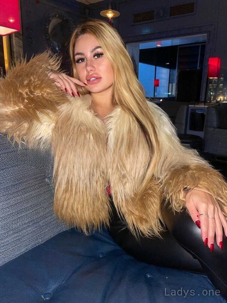 Britney (24) – Call Girl & Independent Escort Service in Alabama - Gallery Photo 5