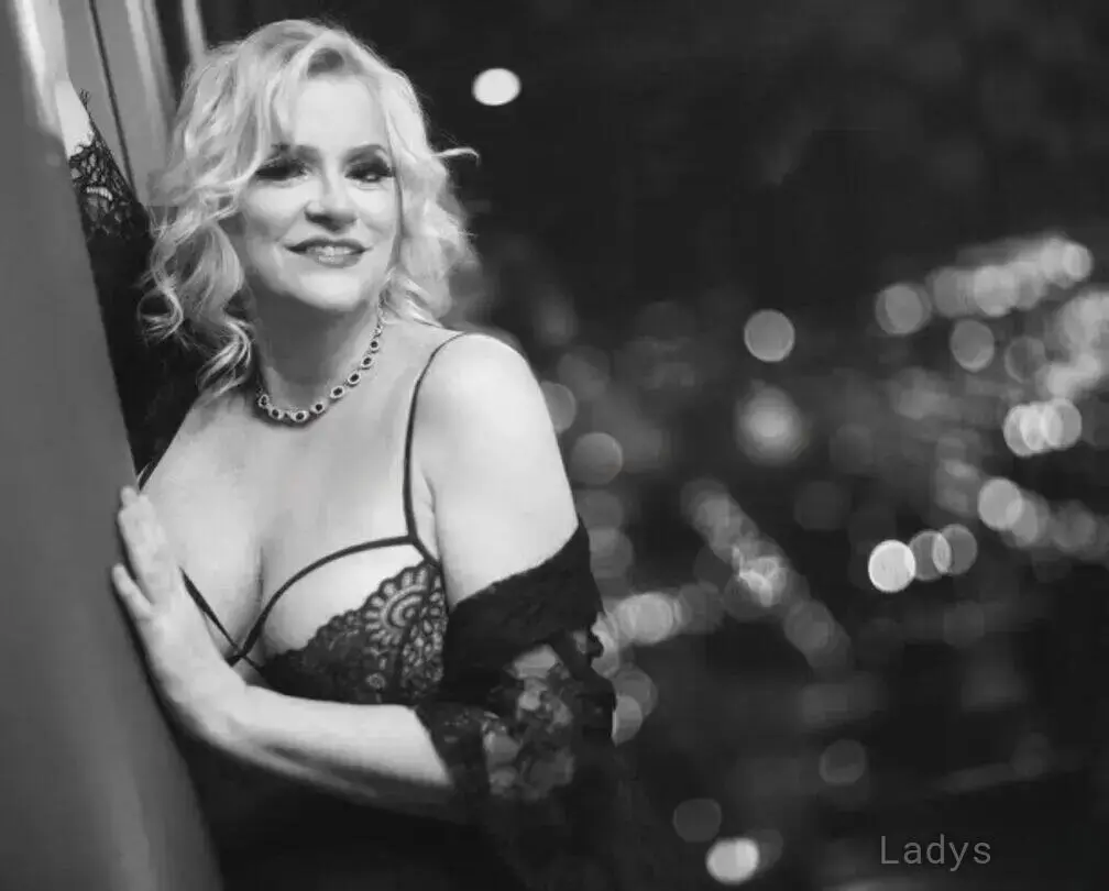 Piper (58) – Call Girl & Independent Escort Service in Albuquerque - Gallery Photo 4