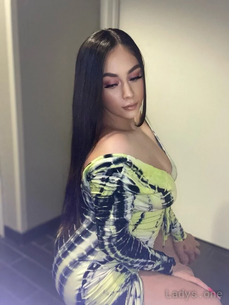 Kimmy (22) – Call Girl & Independent Escort Service in Albuquerque - Gallery Photo 2