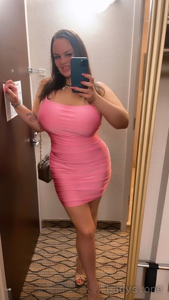 Kelly (30) – Call Girl & Independent Escort Service in Albuquerque - Gallery Photo 4