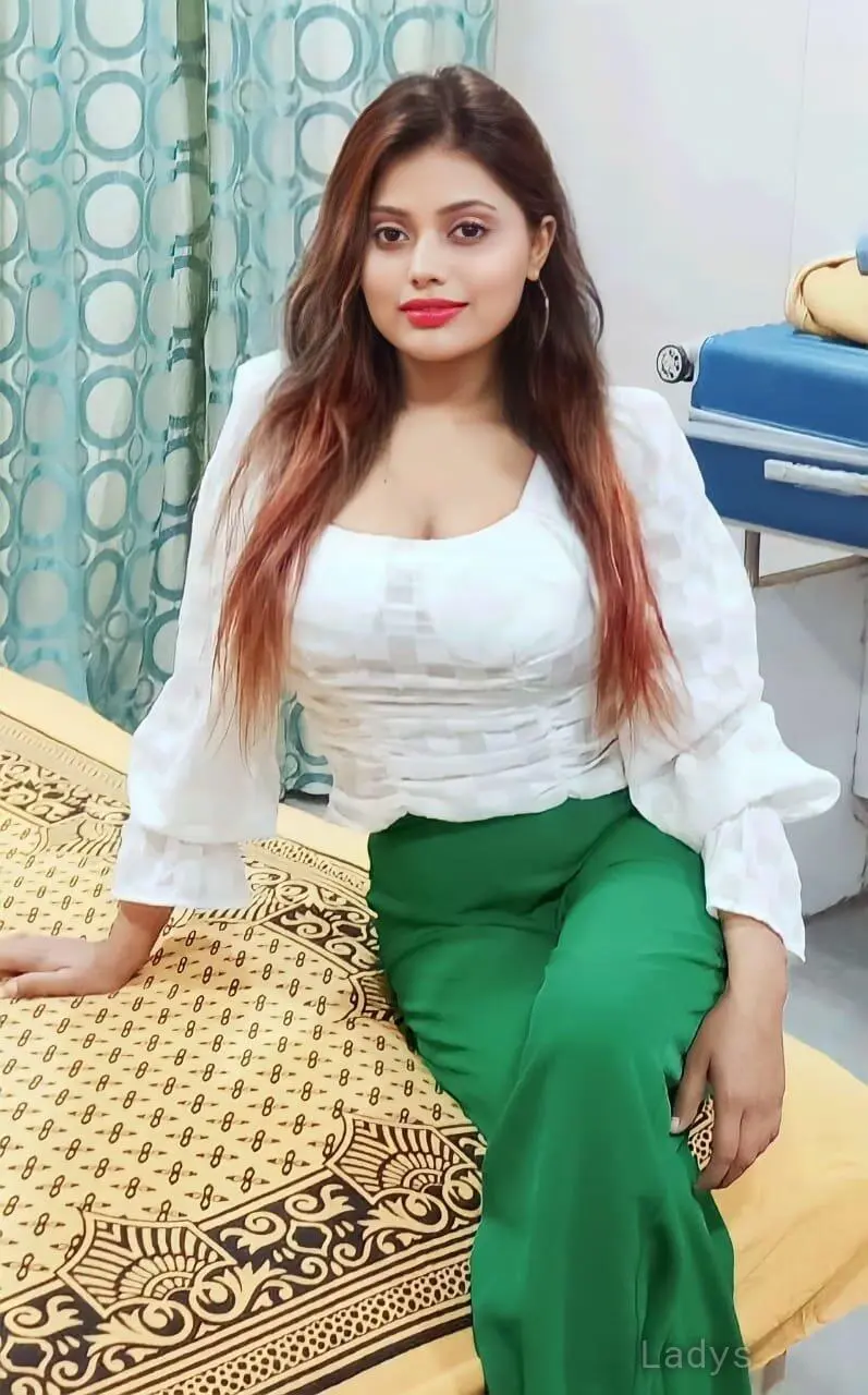 Maianh (22) – Call Girl & Independent Escort Service in Alīgarh - Gallery Photo 2