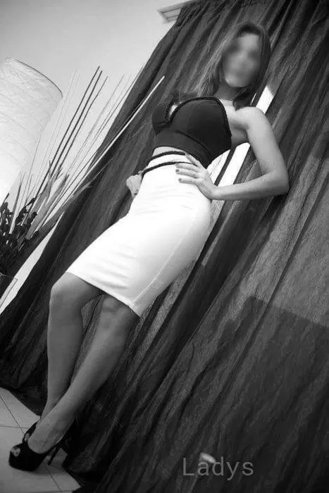 Sonja (30) – Call Girl & Independent Escort Service in Almere Stad - Gallery Photo 3