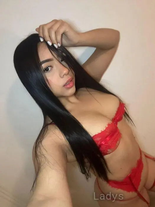 Paulina (24) – Call Girl & Independent Escort Service in Almere Stad - Gallery Photo 3