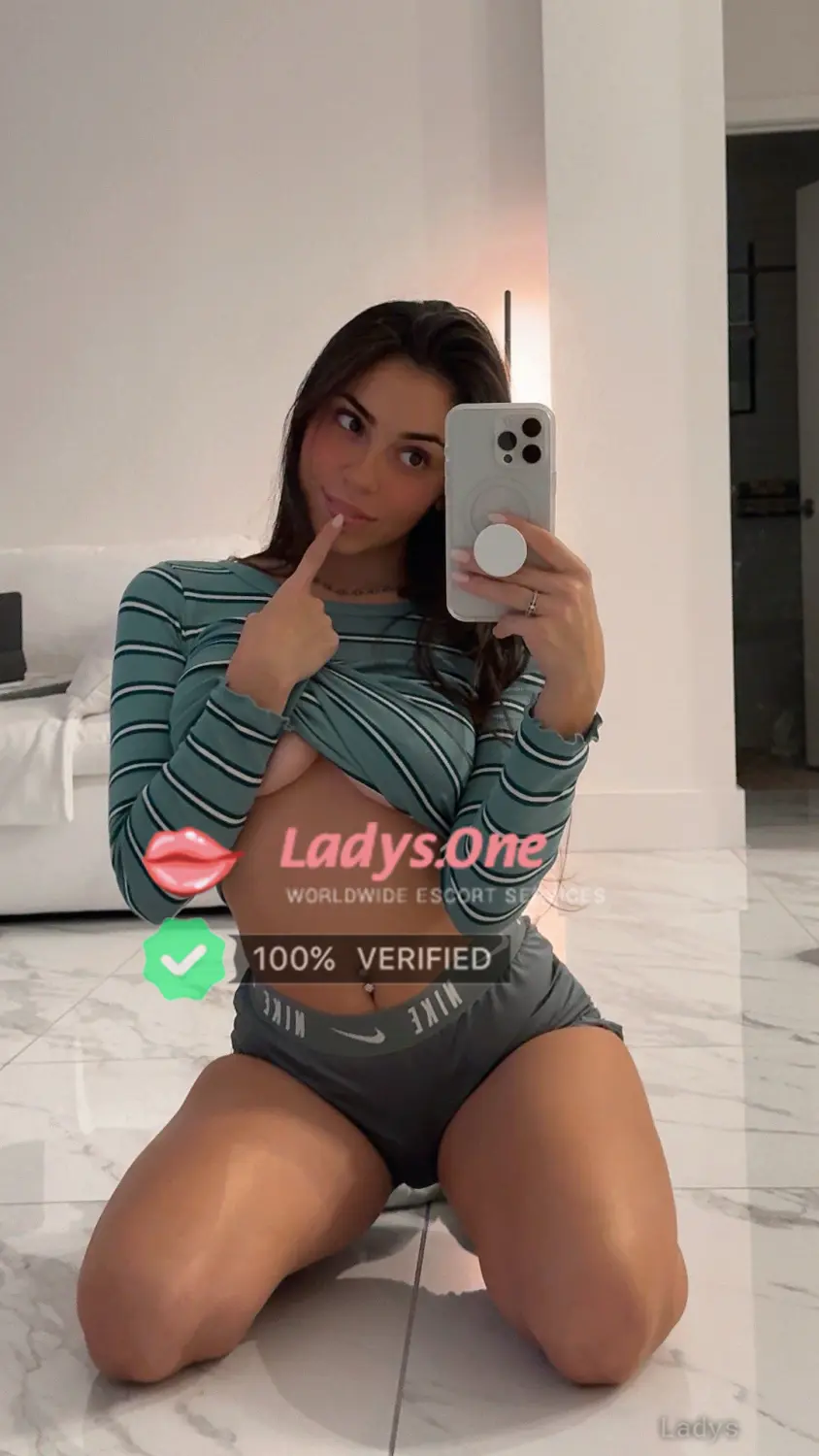 Lara Alta (31) – Call Girl & Independent Escort Service in Alta - Gallery Photo 2
