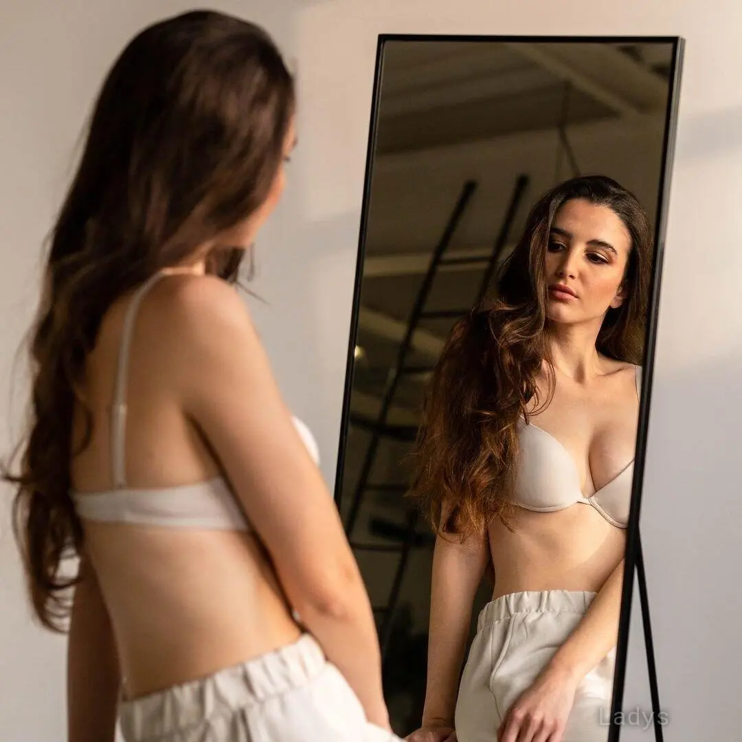 Shania (27) – Call Girl & Independent Escort Service in Amarante - Gallery Photo 3