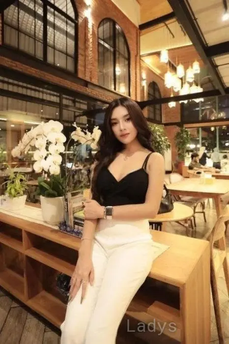 Ayana (26) – Call Girl & Independent Escort Service in Ampang - Gallery Photo 3