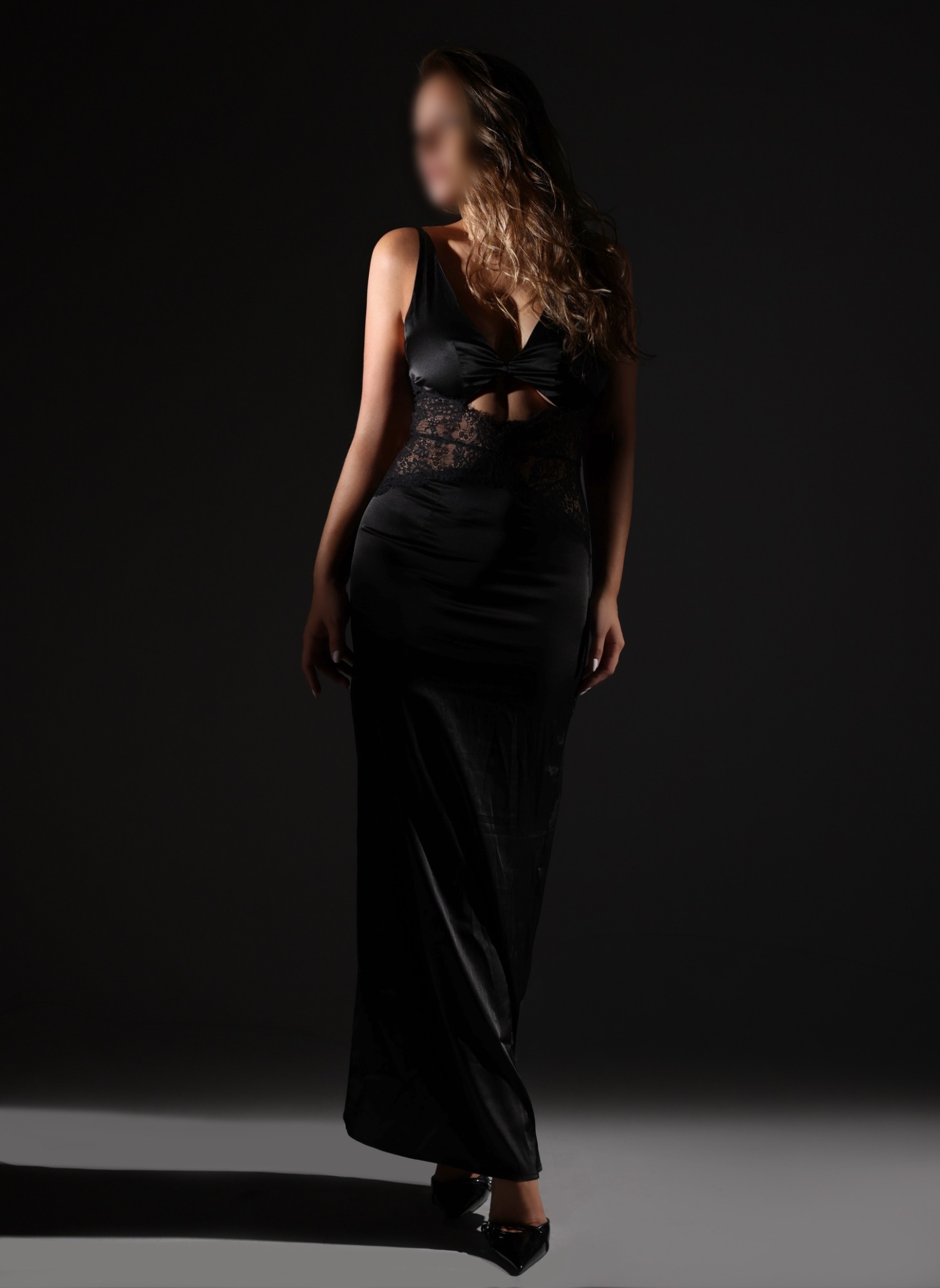 Laila (18) – Call Girl & Independent Escort Service in Amsterdam - Gallery Photo 4