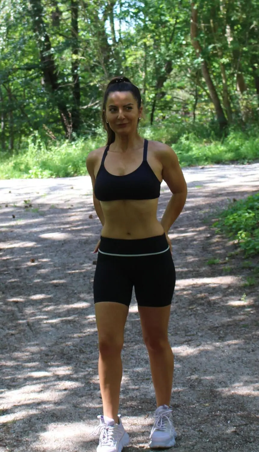 Daria (30) – Call Girl & Independent Escort Service in Amsterdam - Gallery Photo 8