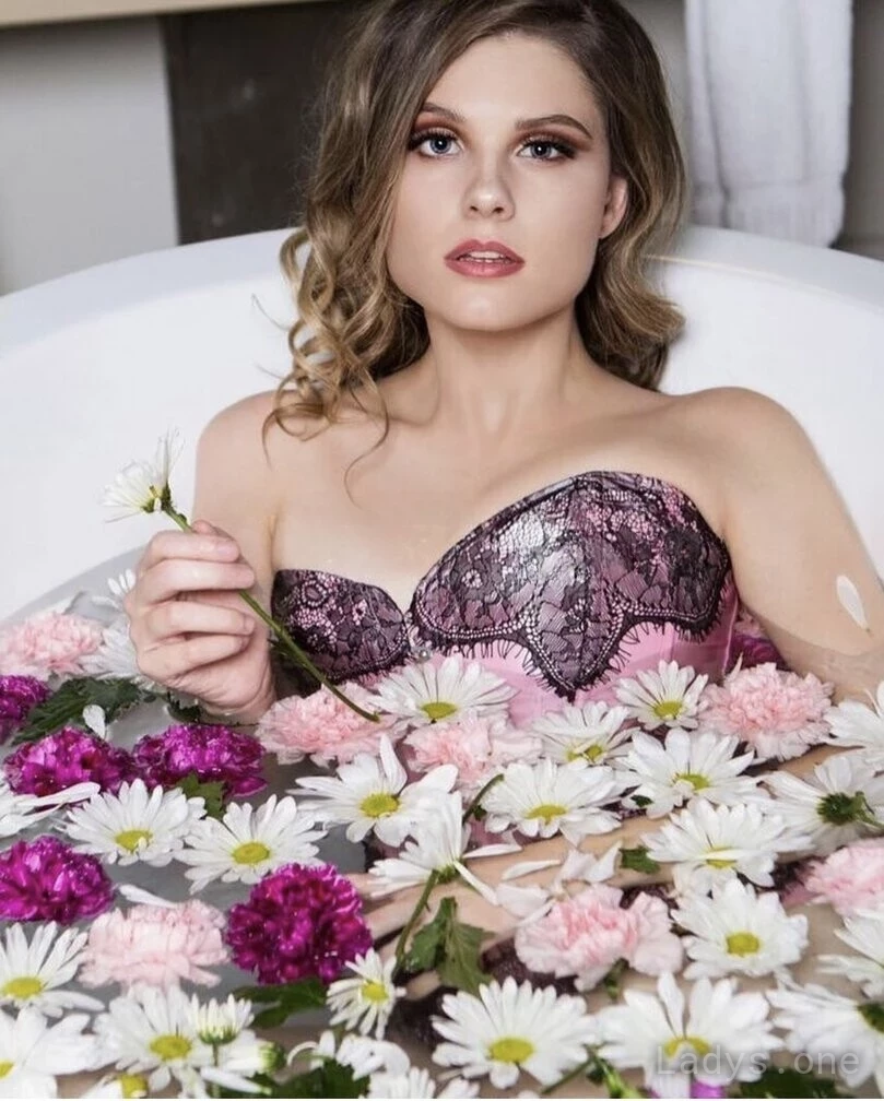 Tara Parker (24) – Call Girl & Independent Escort Service in Anderson - Gallery Photo 5