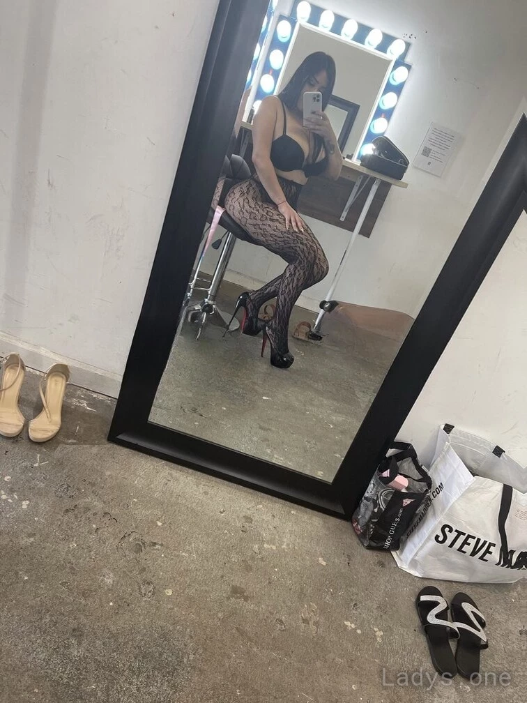 Sophia (28) – Call Girl & Independent Escort Service in Anderson - Gallery Photo 2