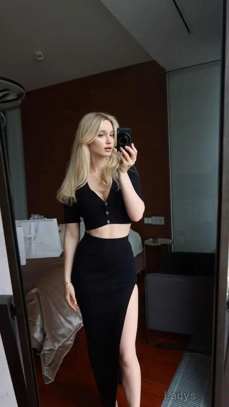 Alina (20) – Call Girl & Independent Escort Service in Ankara - Gallery Photo 3