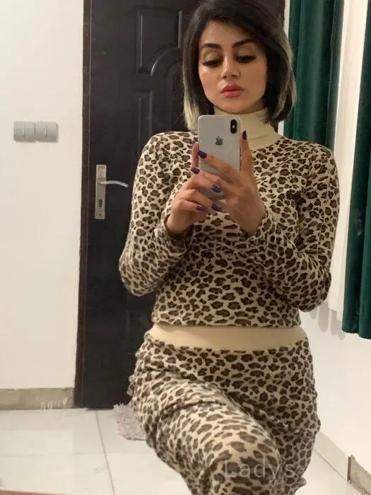 Merlin (18) – Call Girl & Independent Escort Service in Ankara - Gallery Photo 3