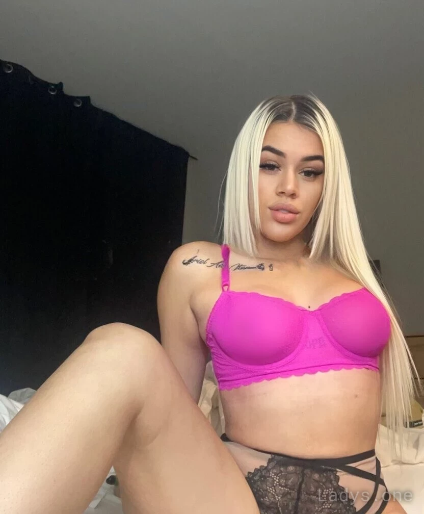 Khloe (22) – Call Girl & Independent Escort Service in Annapolis - Gallery Photo 3