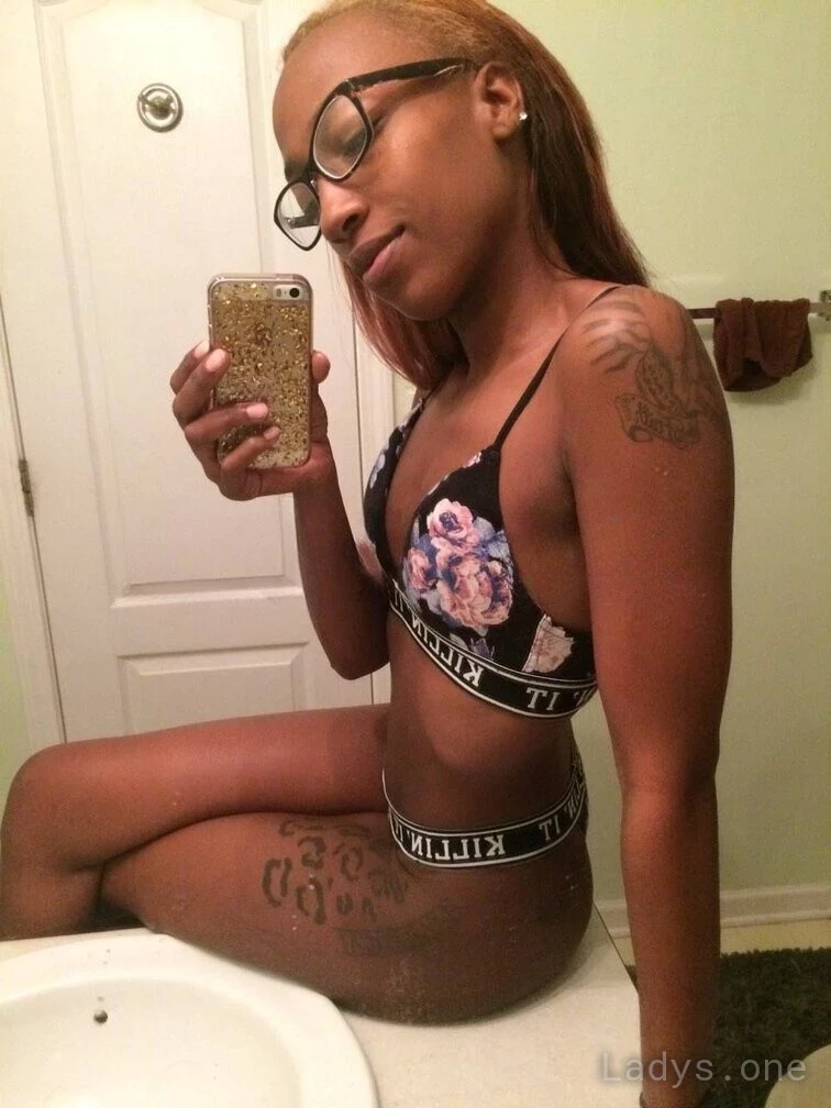 Simone Slim (26) – Call Girl & Independent Escort Service in Annapolis - Gallery Photo 3