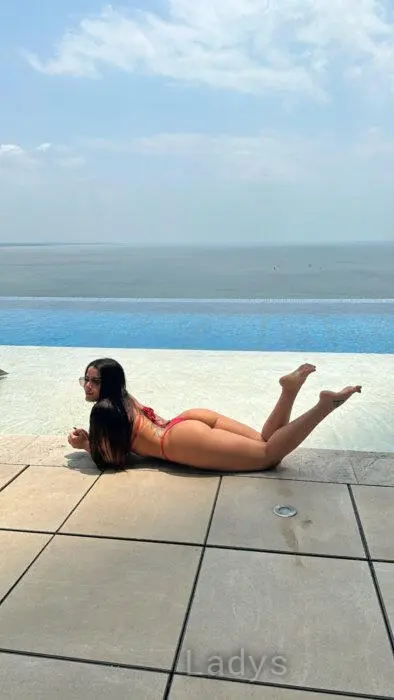 Chanel (26) – Call Girl & Independent Escort Service in Annecy - Gallery Photo 3