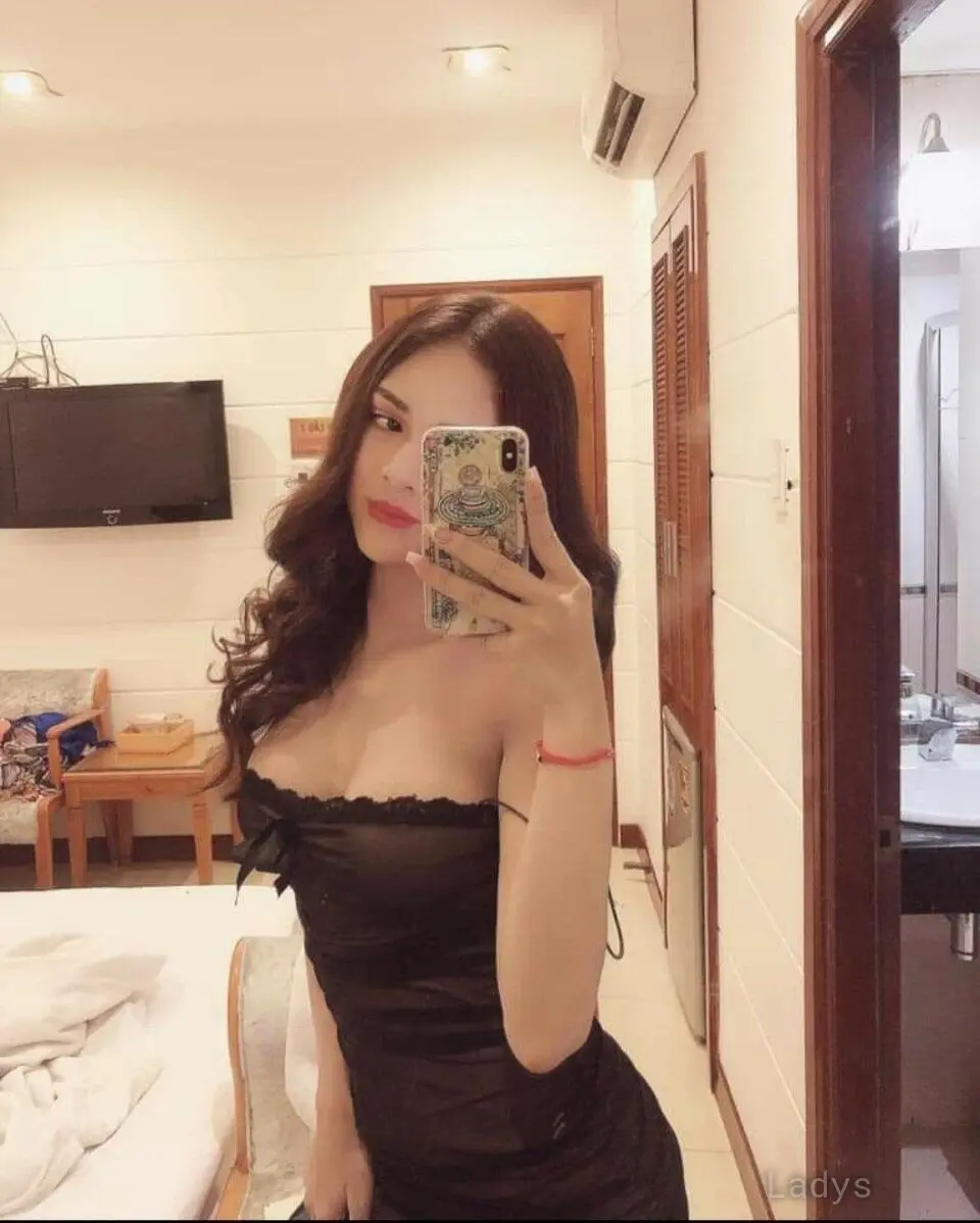 Weiwei (22) – Call Girl & Independent Escort Service in Antalya - Gallery Photo 6