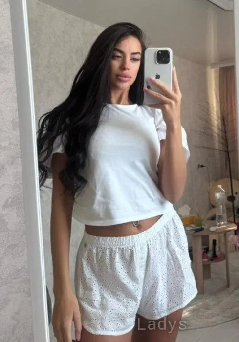 Bony (22) – Call Girl & Independent Escort Service in Antibes - Gallery Photo 2
