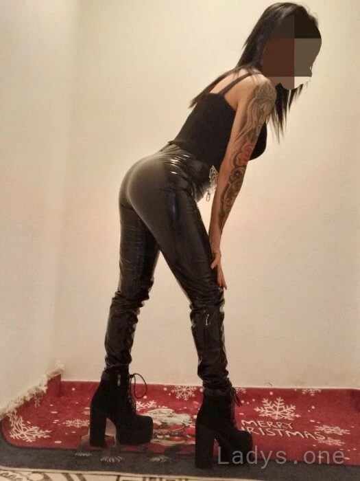 Carlita (24) – Call Girl & Independent Escort Service in Arad - Gallery Photo 2
