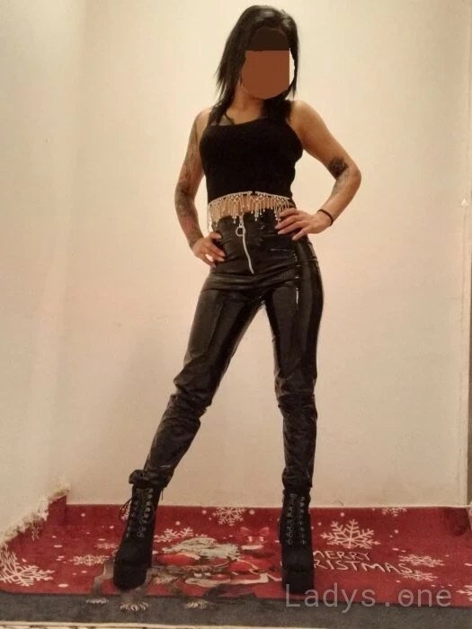 Carlita (24) – Call Girl & Independent Escort Service in Arad - Gallery Photo 3