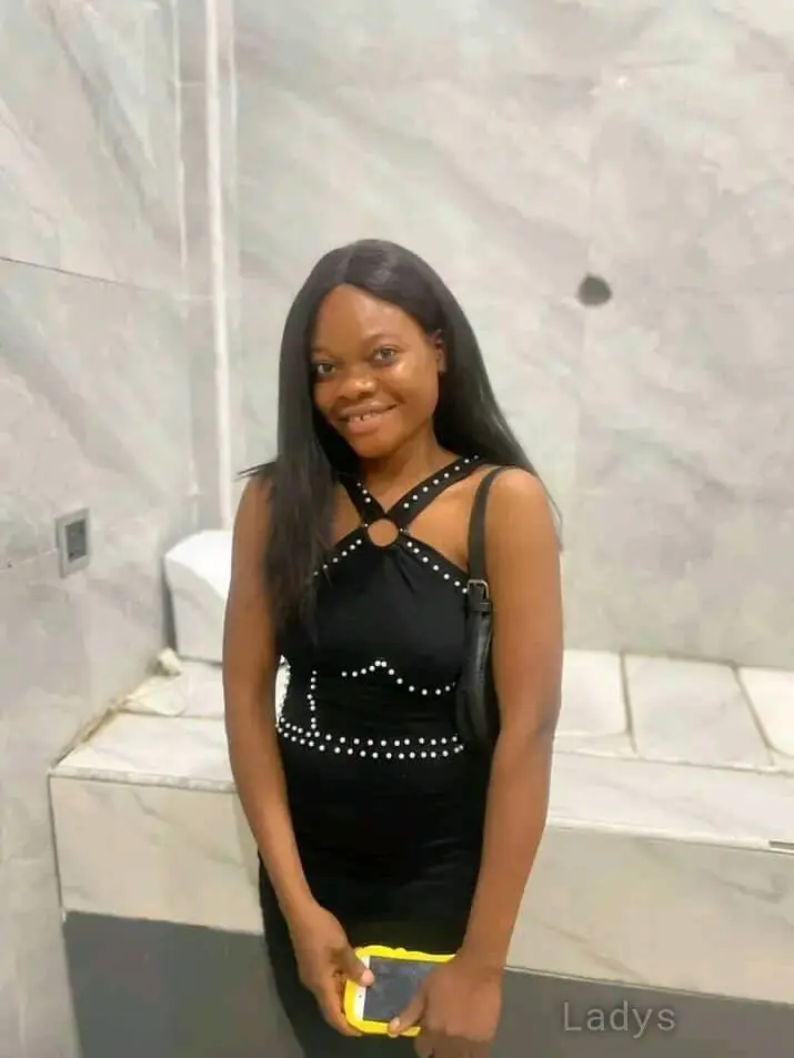 Queen (23) – Call Girl & Independent Escort Service in Asaba - Gallery Photo 4