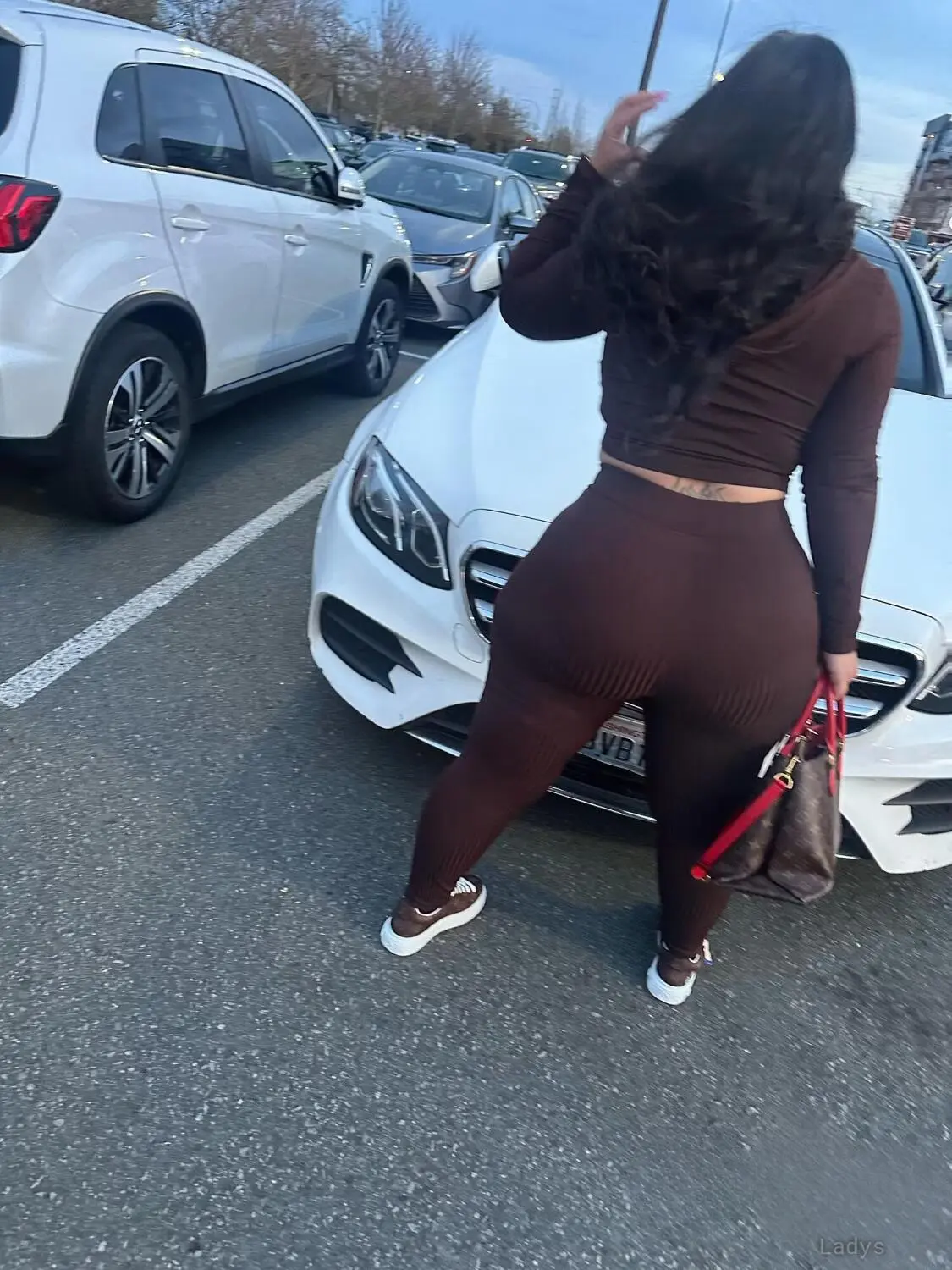 Bella (20) – Call Girl & Independent Escort Service in Ashburn - Gallery Photo 3
