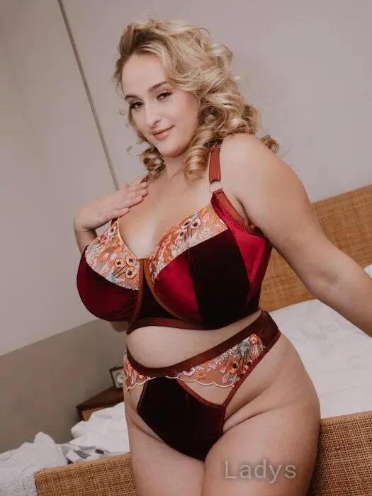 Odette (38) – Call Girl & Independent Escort Service in Ashdod - Gallery Photo 3