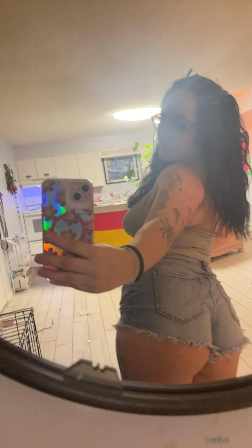 Lili (26) – Call Girl & Independent Escort Service in Auburn - Gallery Photo 4