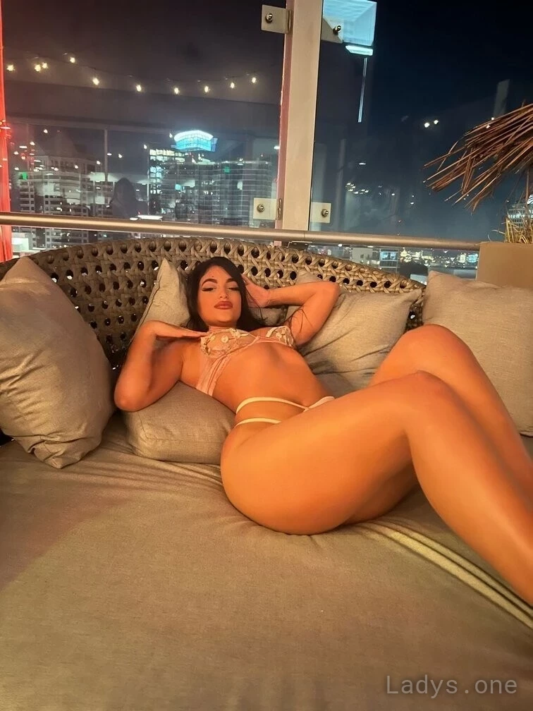 Alexa (20) – Call Girl & Independent Escort Service in Augusta - Gallery Photo 3