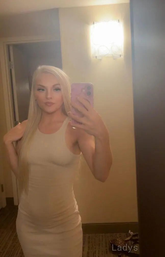 Ari (25) – Call Girl & Independent Escort Service in Austin - Gallery Photo 2