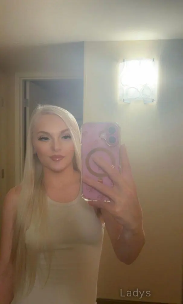 Ari (25) – Call Girl & Independent Escort Service in Austin - Gallery Photo 3