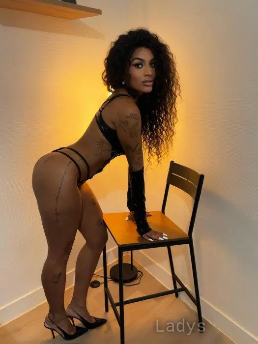 Rubi (25) – Call Girl & Independent Escort Service in Aveiro - Gallery Photo 3