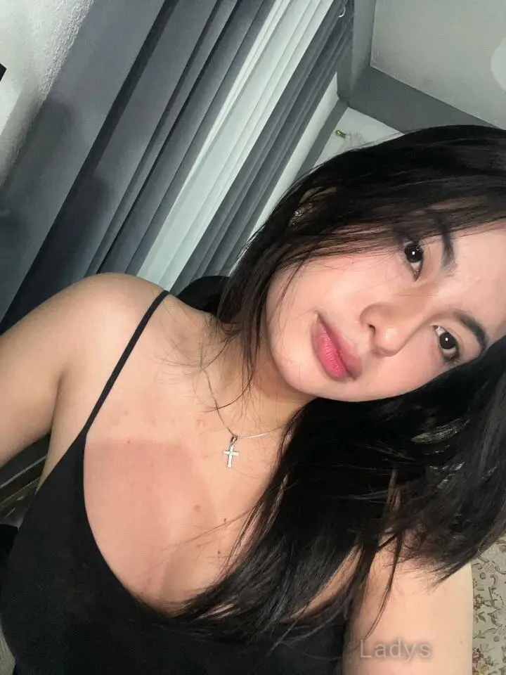 Kristine (21) – Call Girl & Independent Escort Service in Bacolod City - Gallery Photo 4