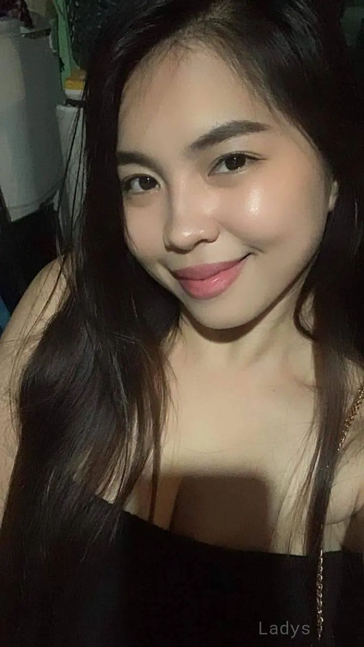 Ella (26) – Call Girl & Independent Escort Service in Bacoor - Gallery Photo 3