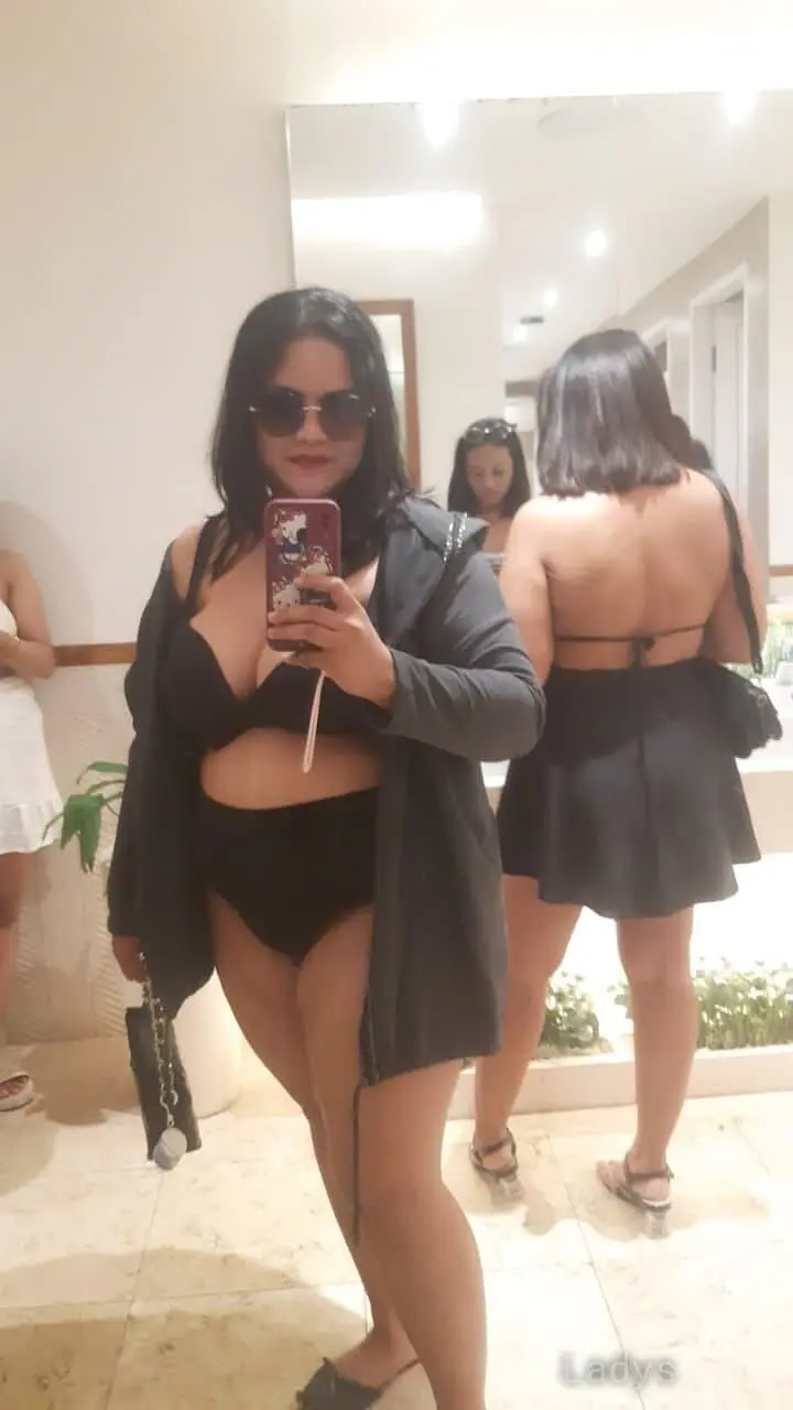 Hellen (23) – Call Girl & Independent Escort Service in Bali - Gallery Photo 3