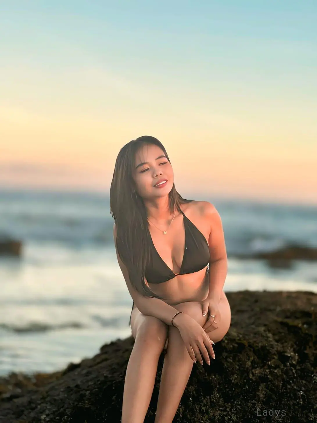 Nara (28) – Call Girl & Independent Escort Service in Bali - Gallery Photo 4