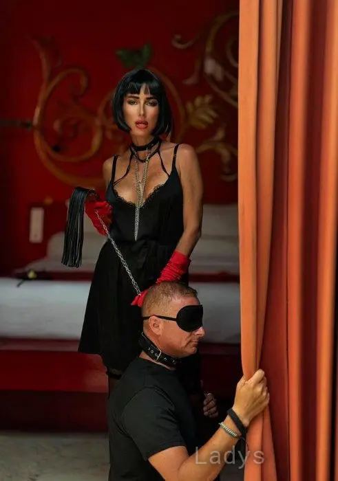 Mistress Viola (26) – Call Girl & Independent Escort Service in Bali - Gallery Photo 2